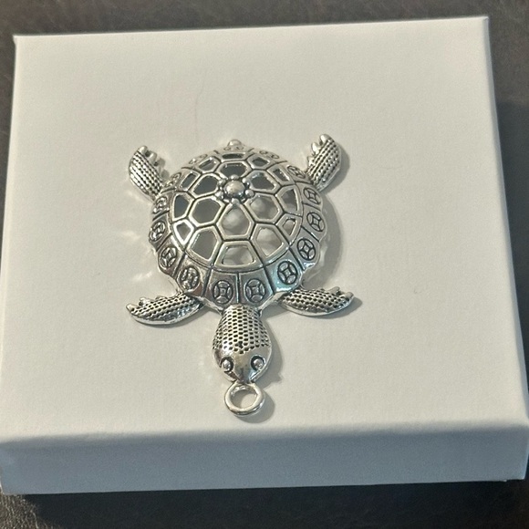 NWOT Silver Open Cuora Trifasciata Sea Turtle Large Charm Pendant for Necklace - Picture 6 of 6